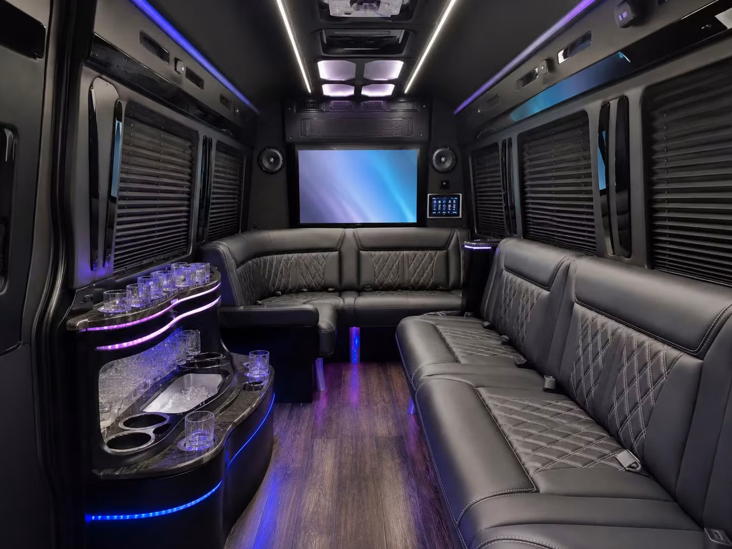 use charterbuspaterson com to book recurring airport shuttle service for paterson businesses